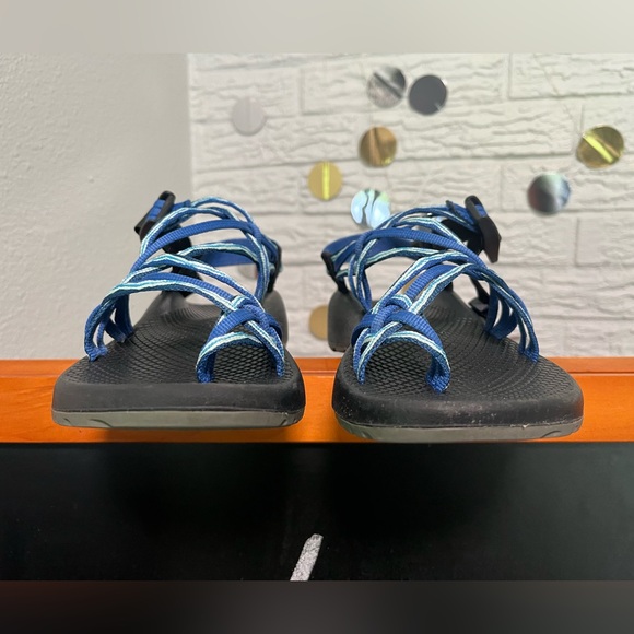 Chacos adjustable strap sandal - Picture 3 of 7